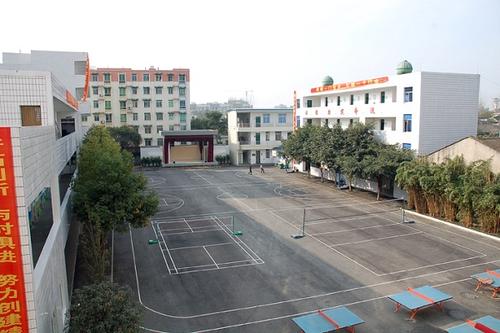 江油市成人中等专业