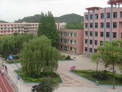 遂宁市电力工程学校