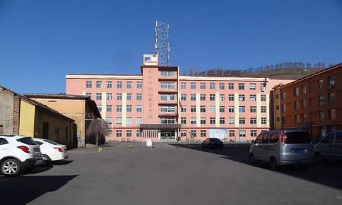 临江市职业技术学校
