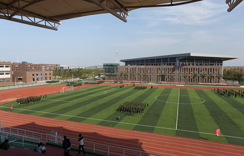 营口市电子技工学校
