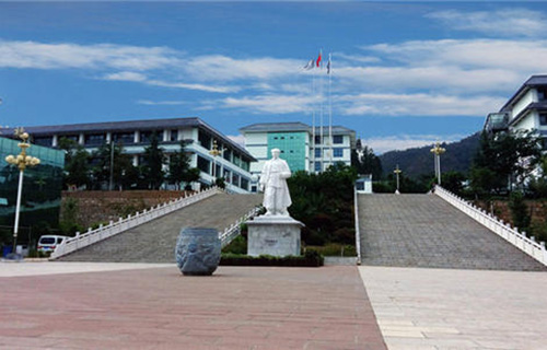 农二师华山职业技术