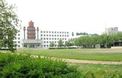 汤原县农业机械化学