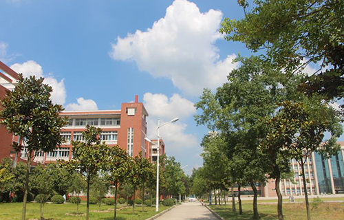 沂水县技工学校